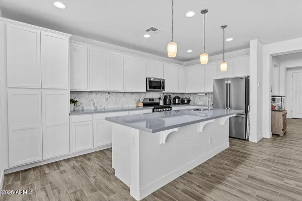$2,150 | 40990 West Agave Road, Maricopa, AZ 85138