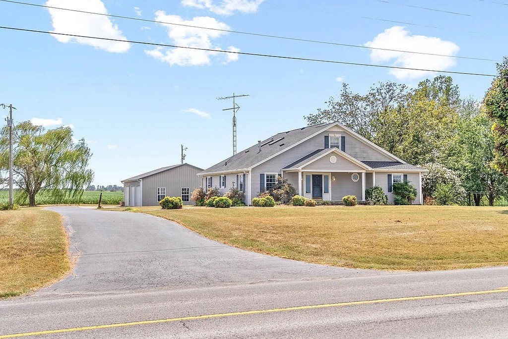 9575 Julien Road Hopkinsville, KY 42240 - Photo 2 of 48