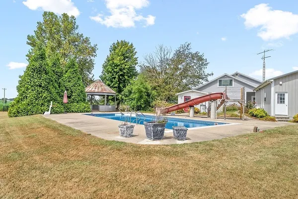 $579,900 | 9575 Julien Road, Hopkinsville, KY 42240