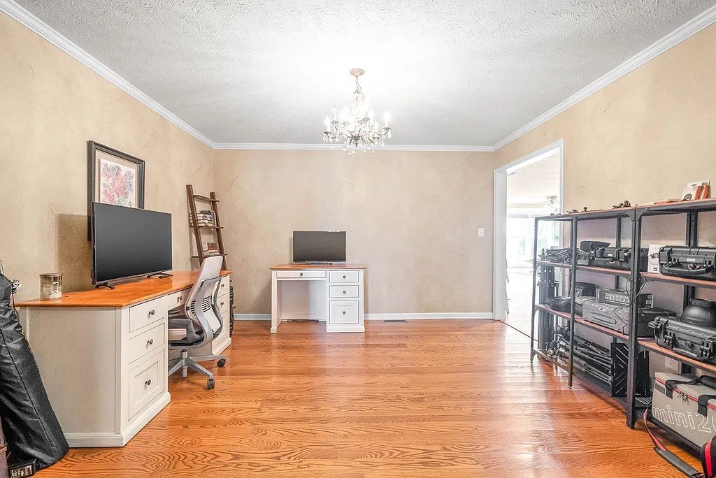 9575 Julien Road Hopkinsville, KY 42240 - Photo 5 of 48