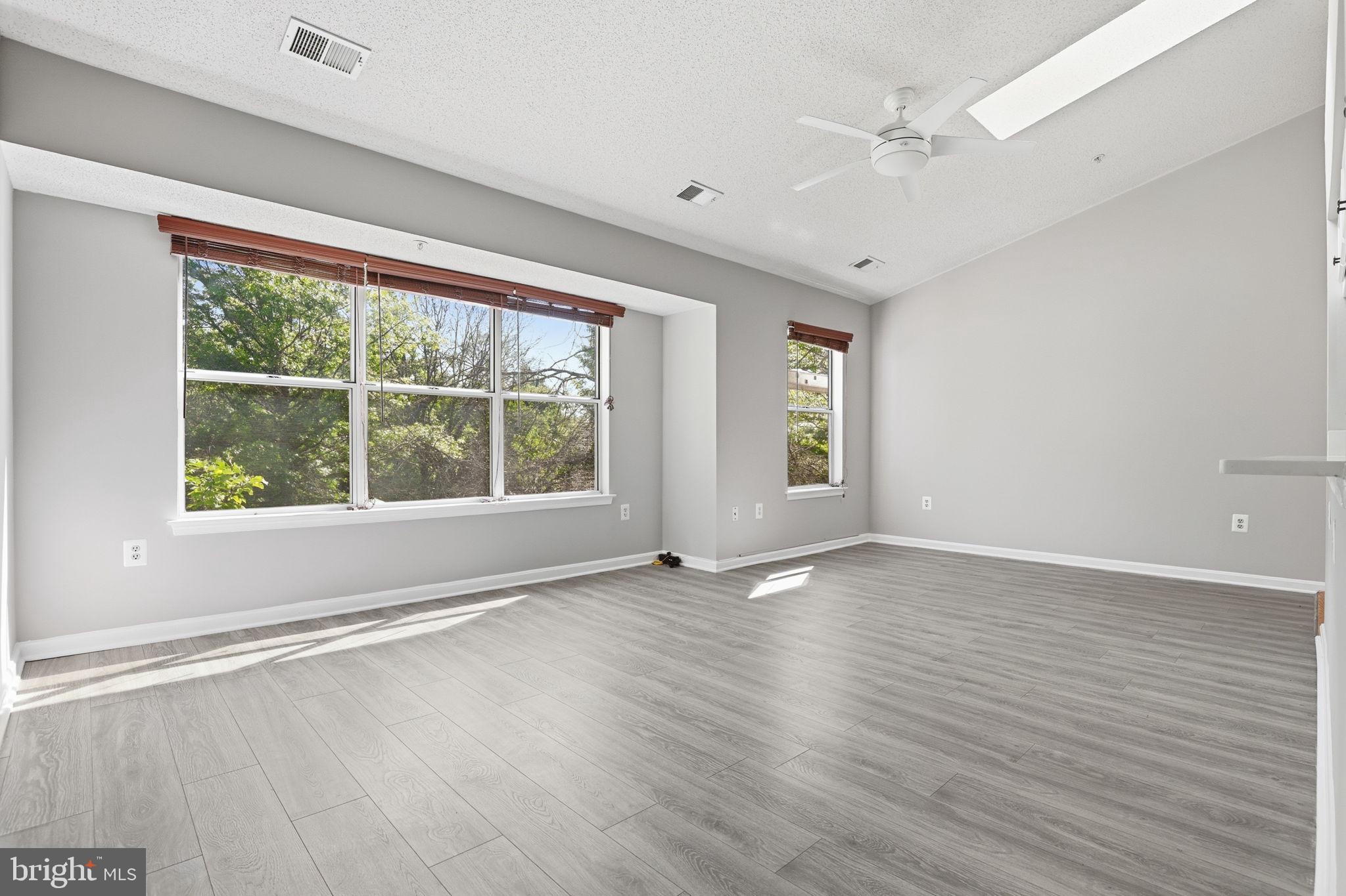 2812 Clear Shot Drive, Unit 10 Silver Spring, MD 20906 - Photo 3 of 20