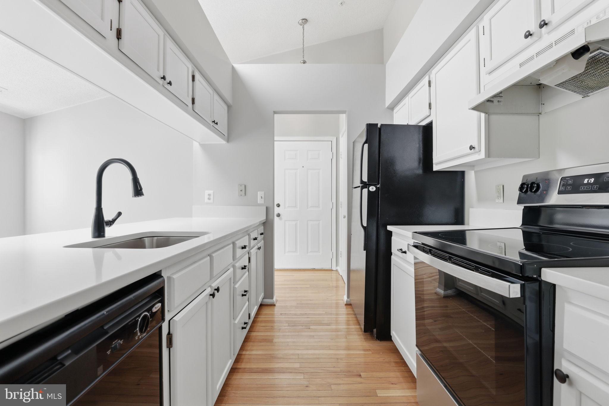 2812 Clear Shot Drive, Unit 10 Silver Spring, MD 20906 - Photo 7 of 20