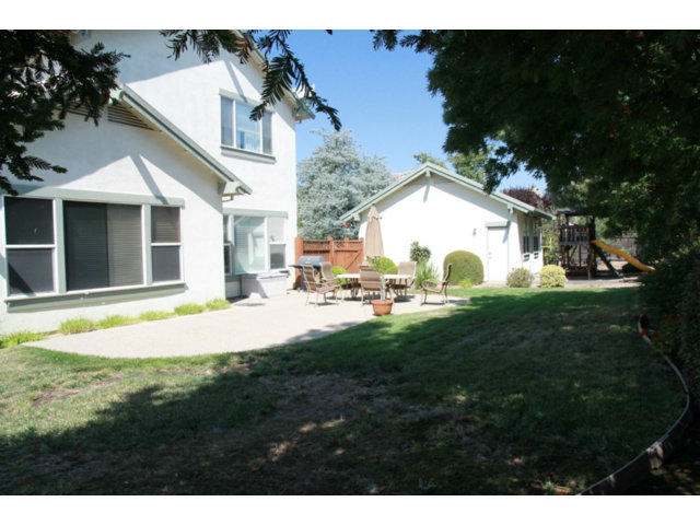 636 Old Oak Road Livermore, CA 94550 - Photo 6 of 10 Gallery Image 6