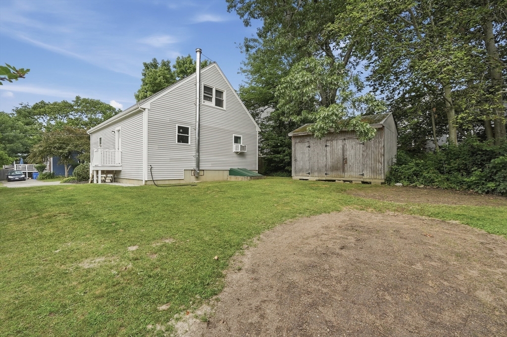 134 Hathaway Commons Road Fall River, MA 02720 - Photo 38 of 41