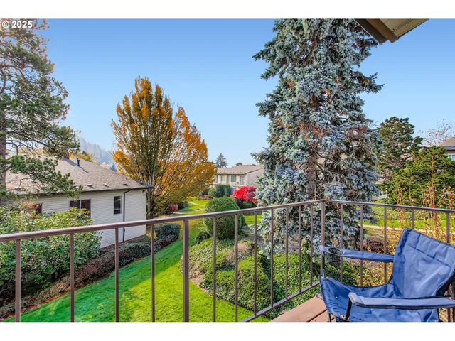 $189,000 | 200 Southwest Florence Avenue, Unit C6, Gresham, OR 97080