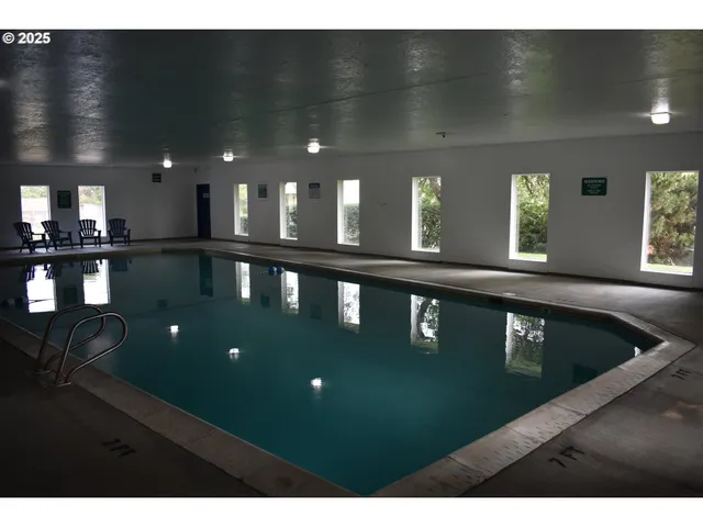 $189,000 | 200 Southwest Florence Avenue, Unit C6, Gresham, OR 97080