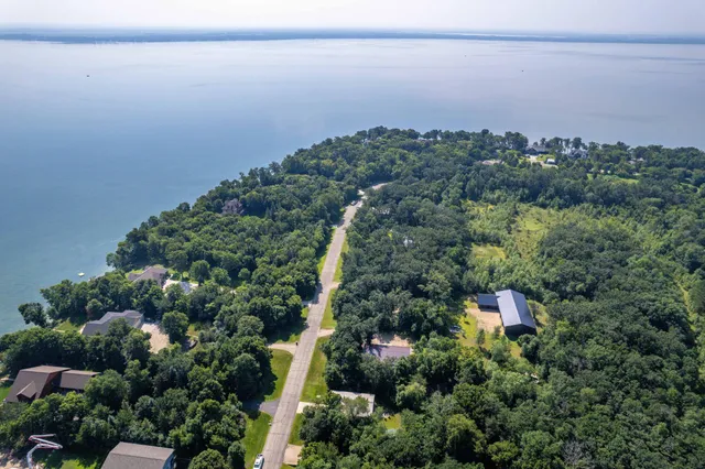 $1,690,000 | 30636 West Point Trail, Richville, MN 56576