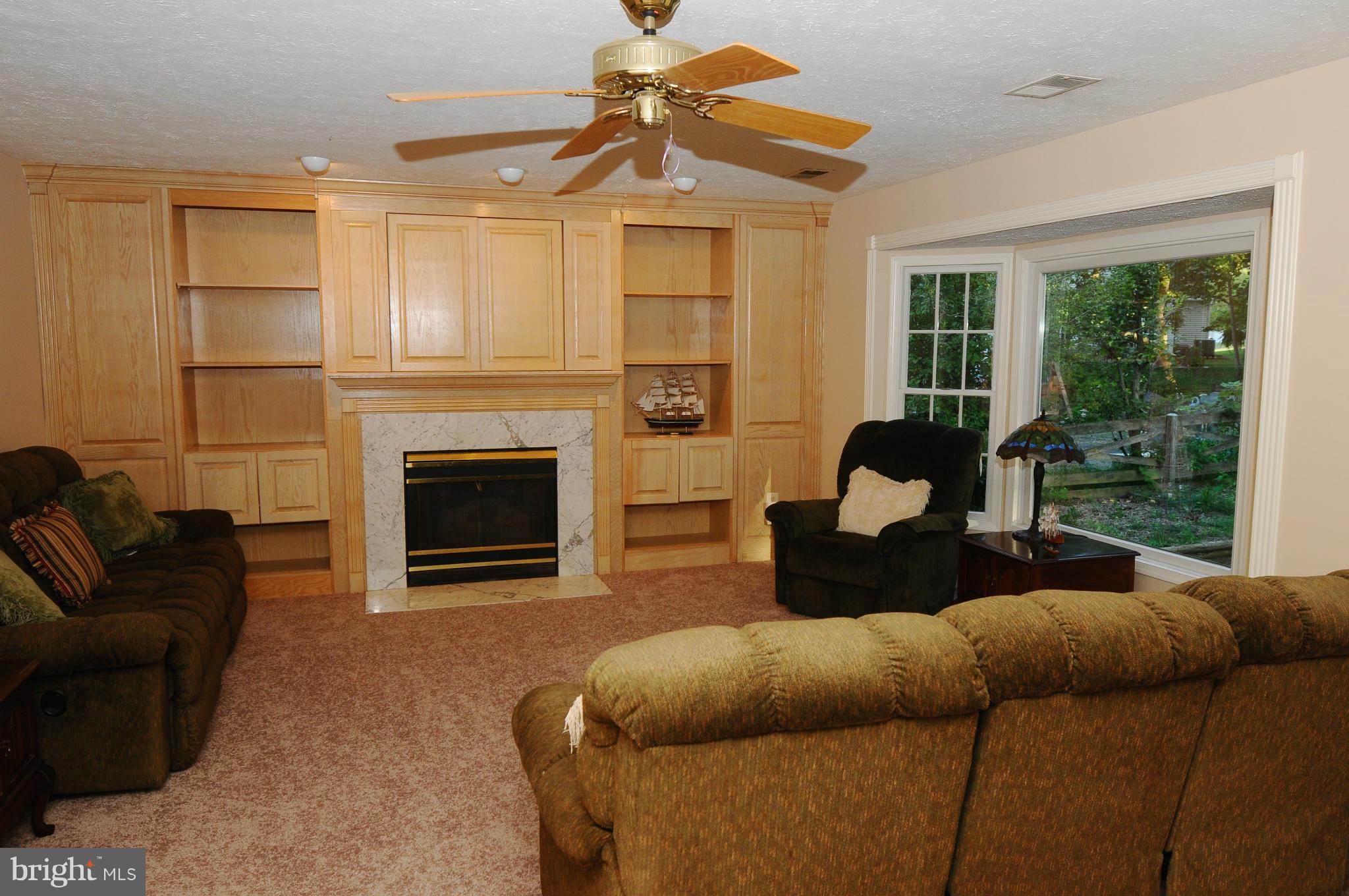 76 Rutherford Circle Sterling, VA 20165 - Photo 8 of 27 Family Room