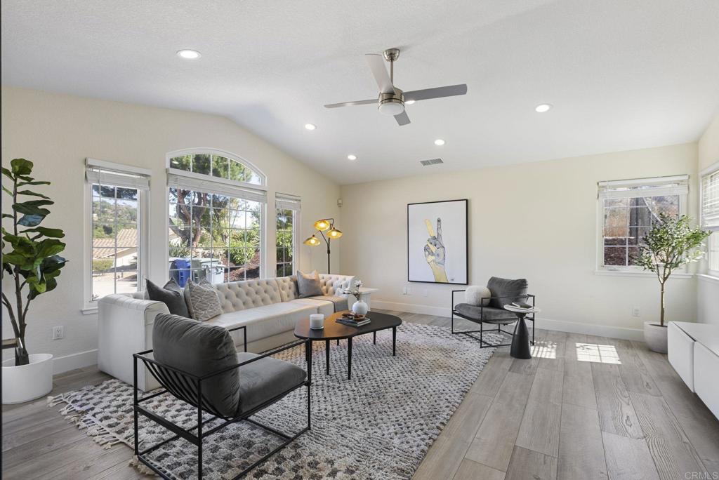 15458 Harrow Lane Poway, CA 92064 - Photo 13 of 54