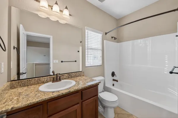 $425,000 | 1851 Dupree Lane, Clovis, CA 93619