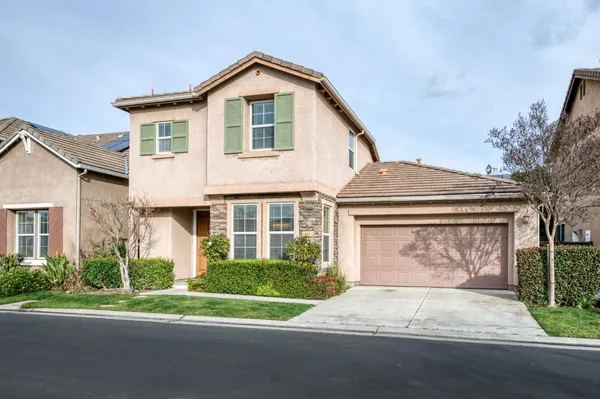 $425,000 | 1851 Dupree Lane, Clovis, CA 93619