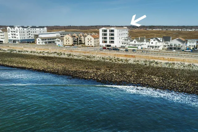 $1,595,000 | 465 Ocean Boulevard, Unit 502, Hampton, NH 03842