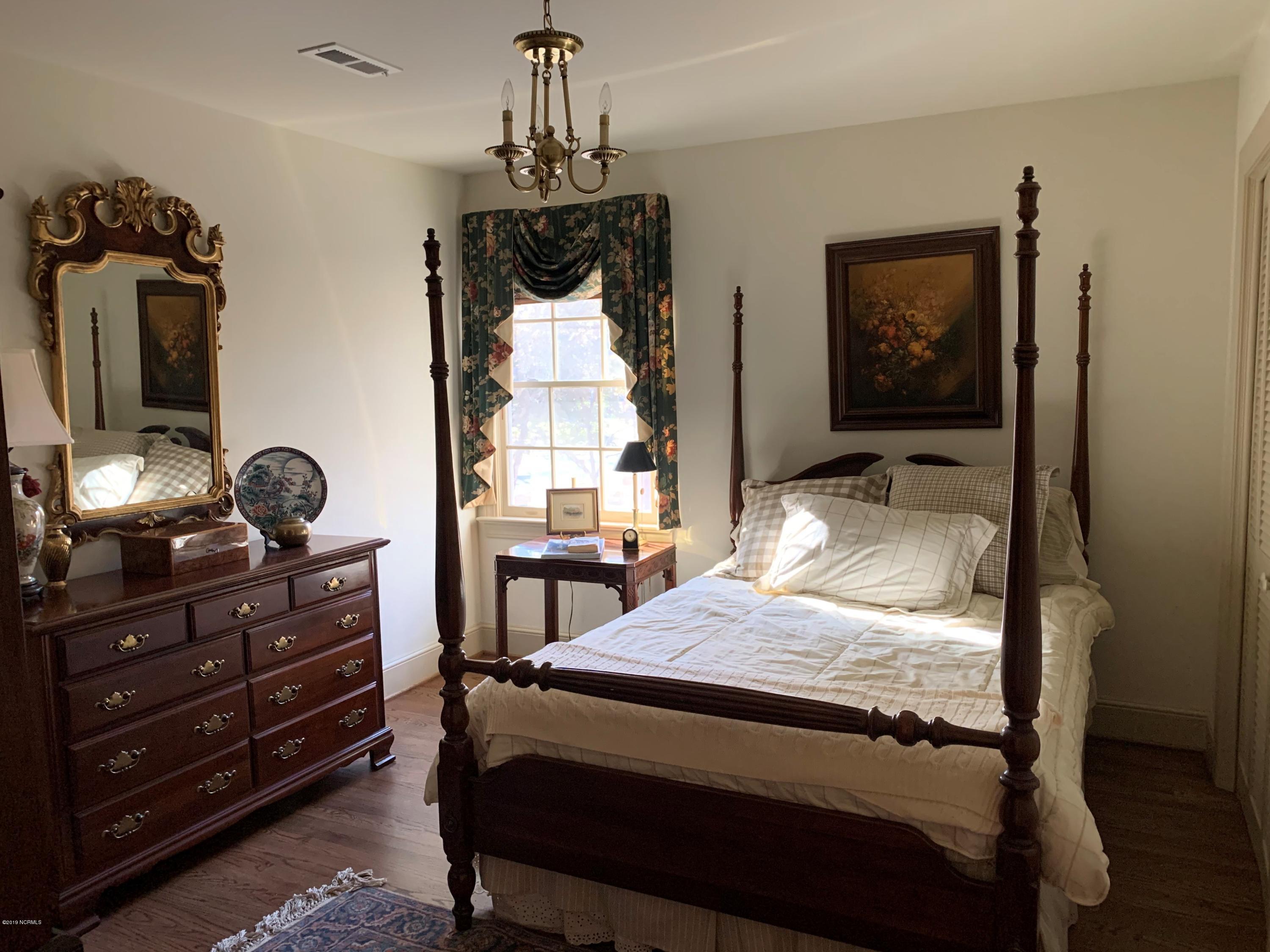 307 Pinewood Road Greenville, NC 27858 - Photo 14 of 22 Pinewood8