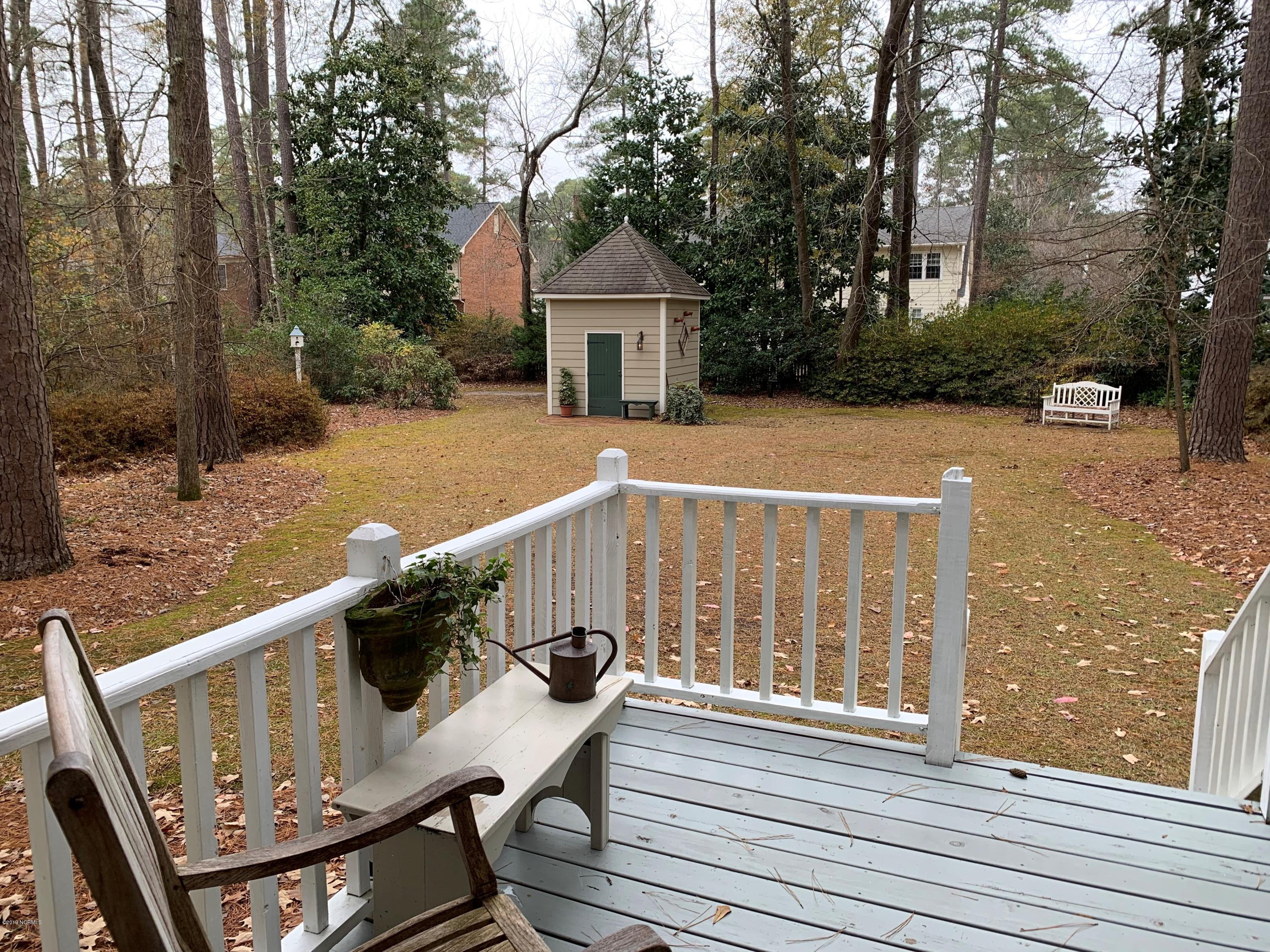 307 Pinewood Road Greenville, NC 27858 - Photo 18 of 22 307D