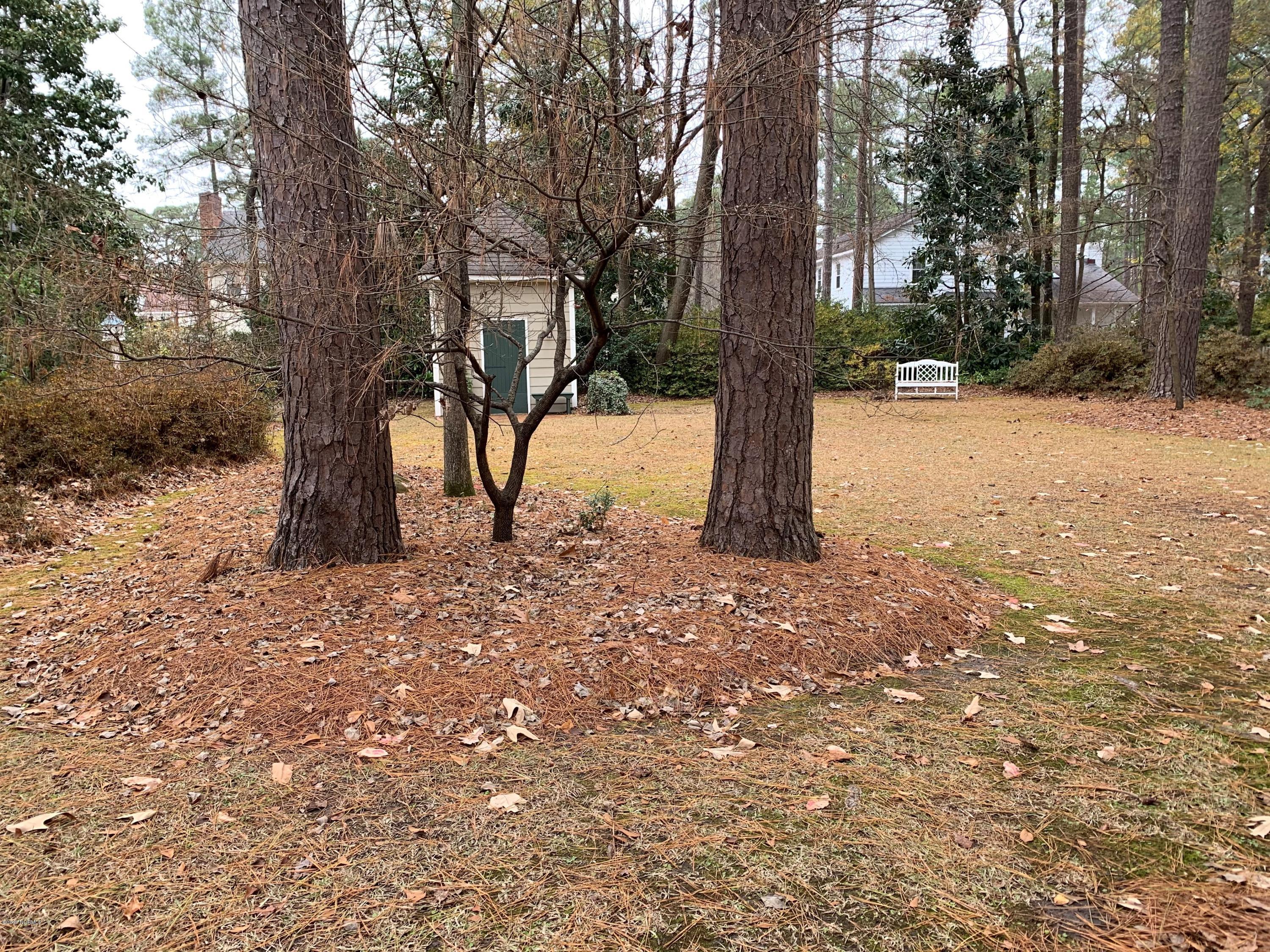 307 Pinewood Road Greenville, NC 27858 - Photo 20 of 22 Pinewood5