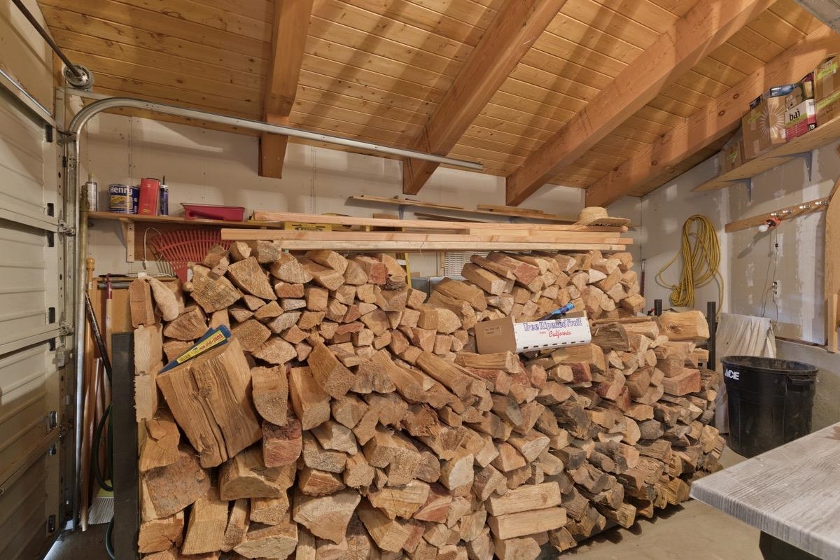 2563 Old Mammoth Road Mammoth Lakes, CA 93546 - Photo 11 of 49