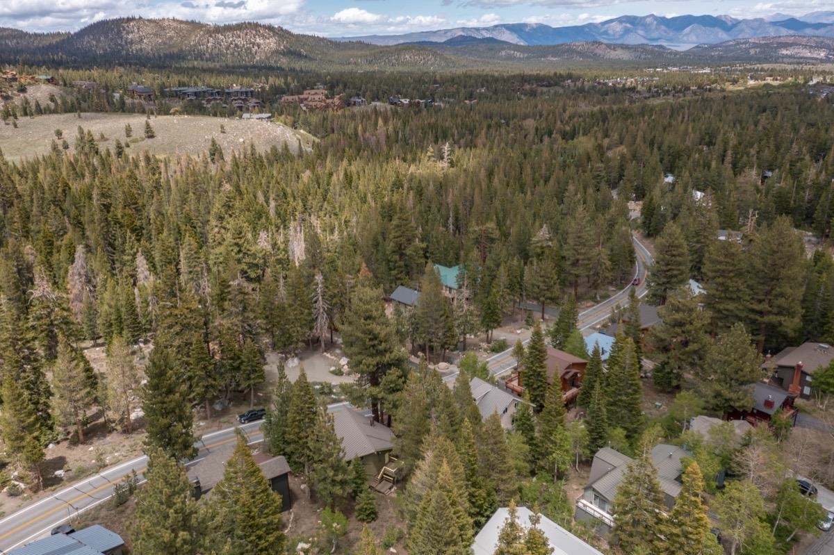 2563 Old Mammoth Road Mammoth Lakes, CA 93546 - Photo 48 of 49 a view of lake with mountain