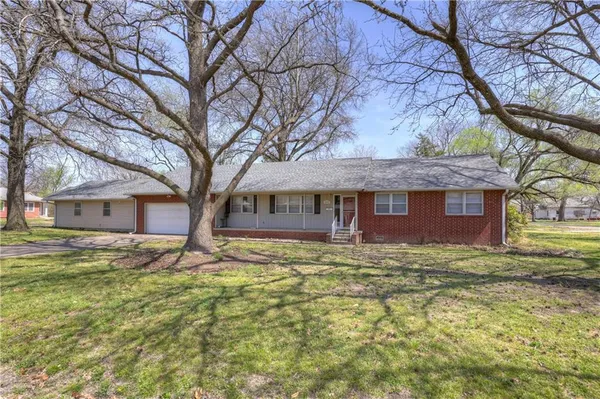 $199,900 | 2002 North Michigan Street, Pittsburg, KS 66762