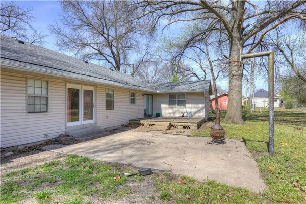 $199,900 | 2002 North Michigan Street, Pittsburg, KS 66762