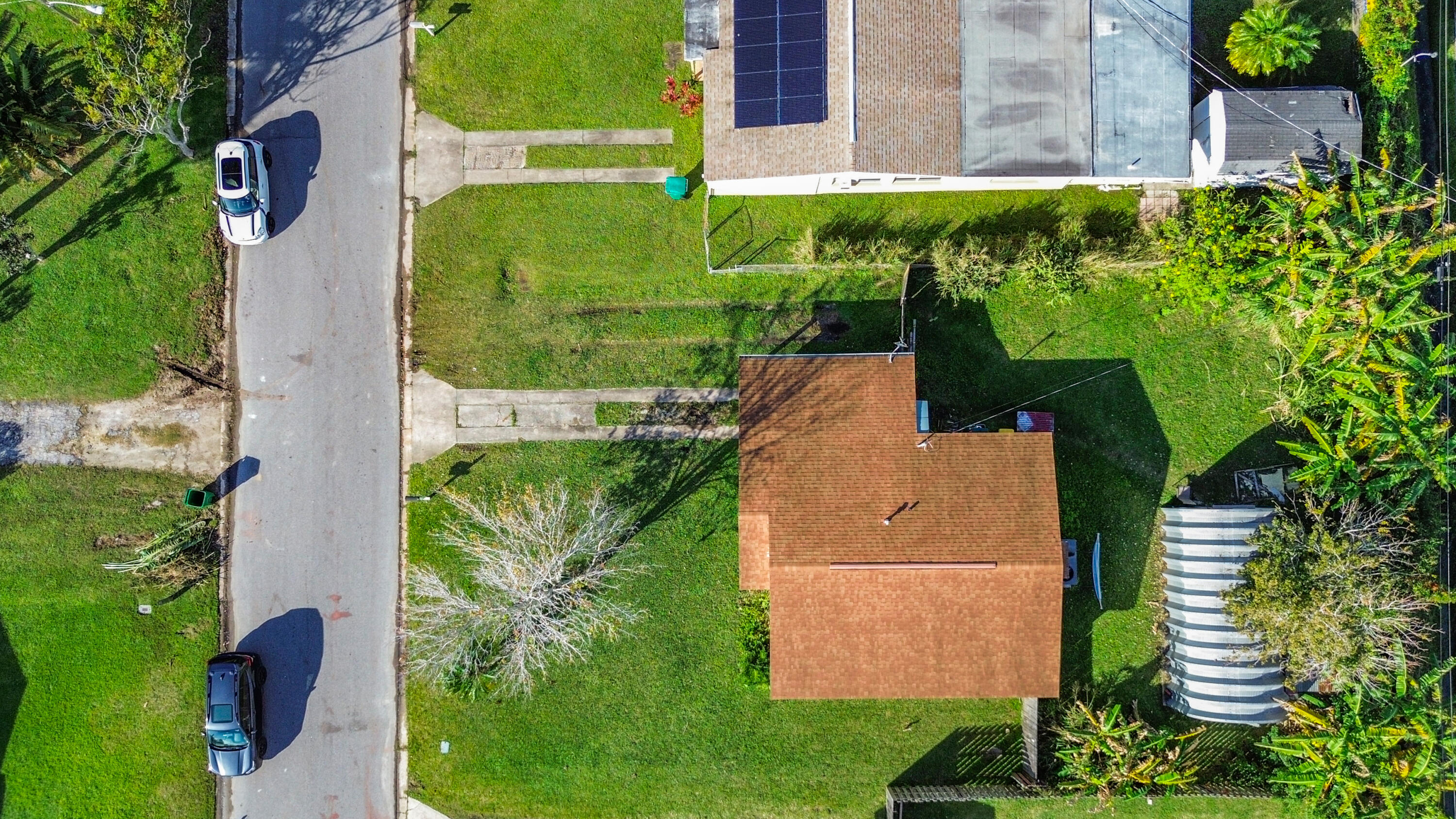 1956 Nottingham Road Melbourne, FL 32935 - Photo 27 of 32 an aerial view of a house with a yard