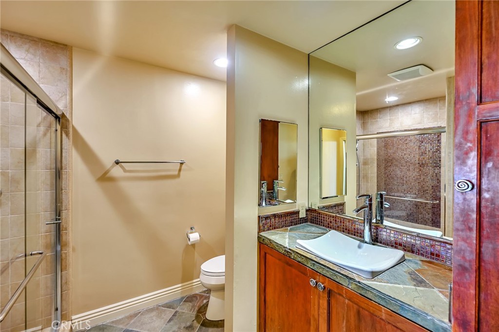 31532 Victoria Point Road Malibu, CA 90265 - Photo 34 of 44