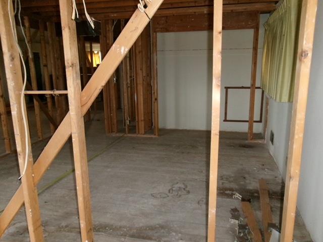 615 Rucker Avenue Gilroy, CA 95020 - Photo 7 of 12 a view of entryway
