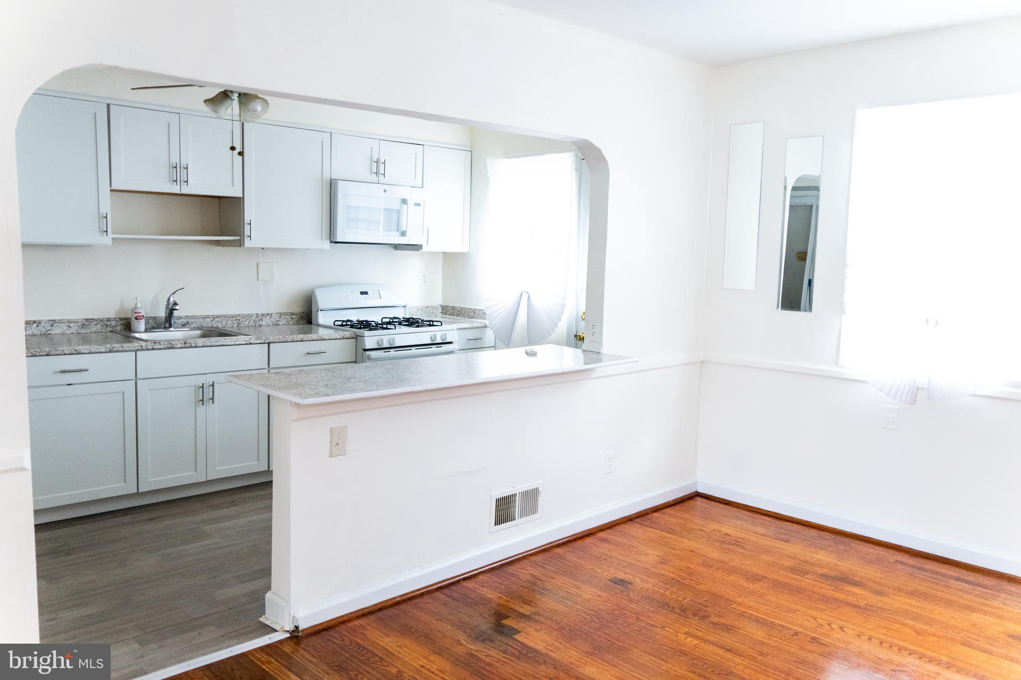 5432 Addington Road Baltimore, MD 21229 - Photo 7 of 38