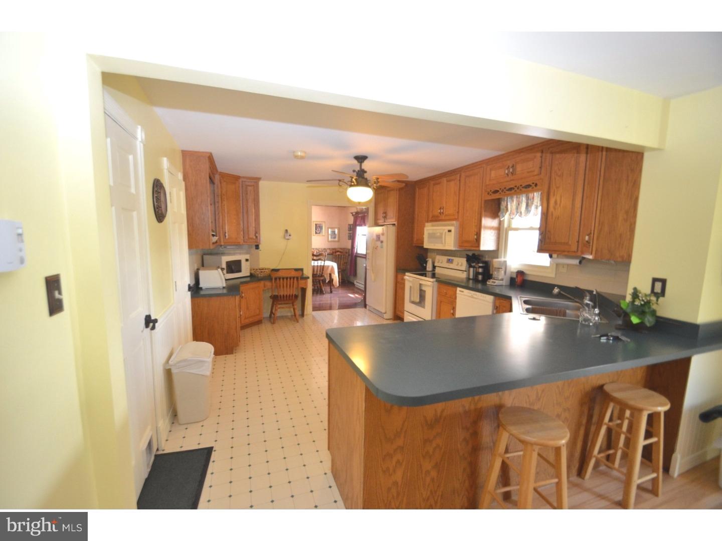 2525 Rhoads Road Gilbertsville, PA 19525 - Photo 10 of 23 Kitchen