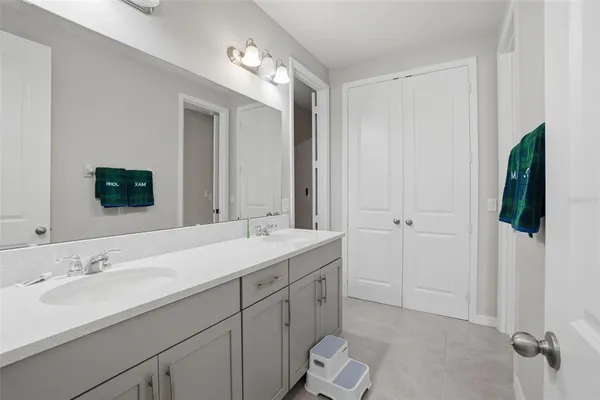 $925,000 | 8355 Torcello Isle Drive, Windermere, FL 34786