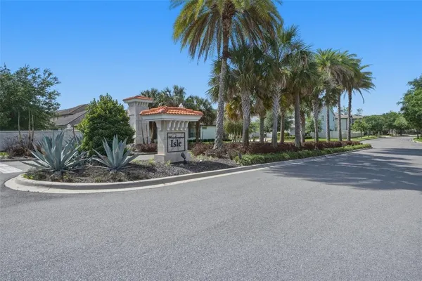 $925,000 | 8355 Torcello Isle Drive, Windermere, FL 34786