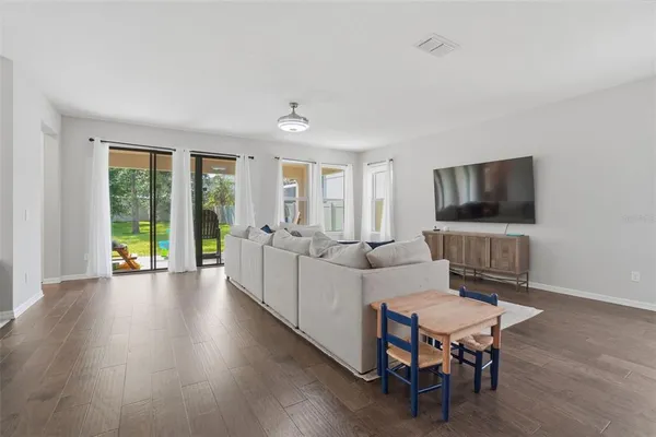 $925,000 | 8355 Torcello Isle Drive, Windermere, FL 34786