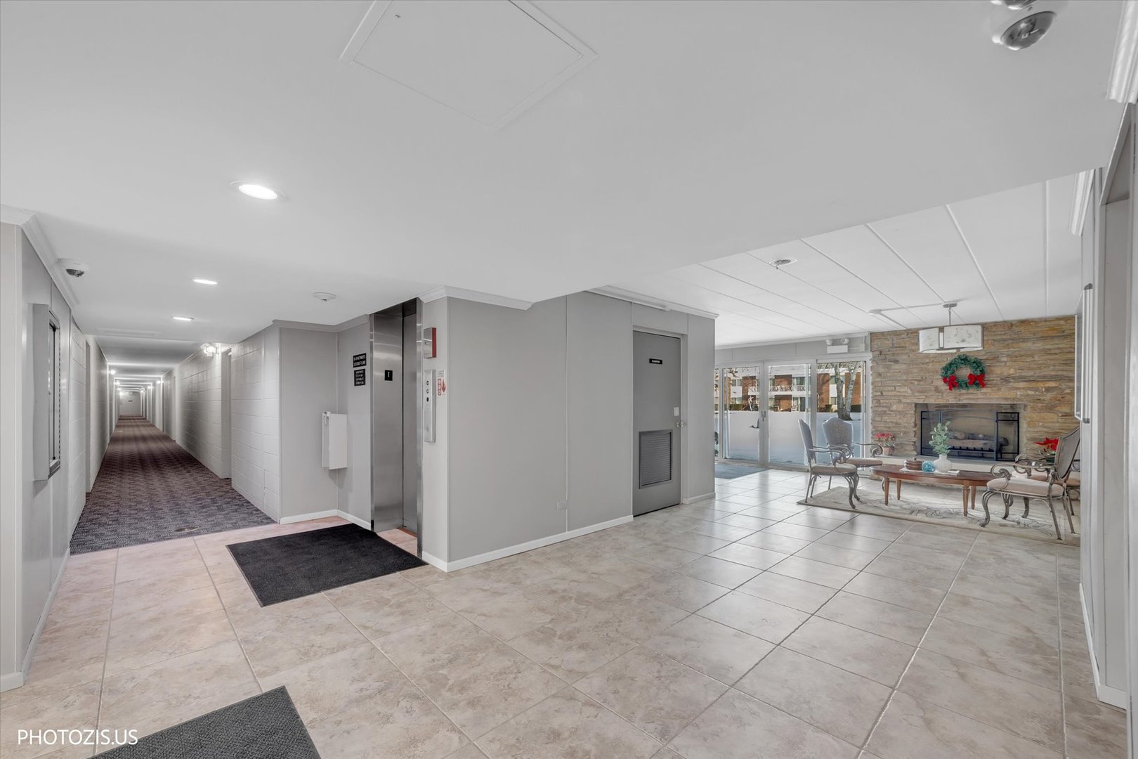 100 Deborah Lane, Unit 16A Wheeling, IL 60090 - Photo 14 of 15