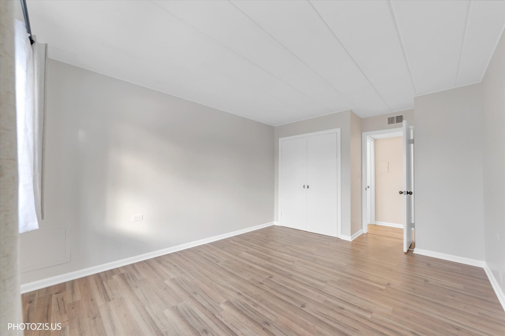 100 Deborah Lane, Unit 16A Wheeling, IL 60090 - Photo 8 of 15