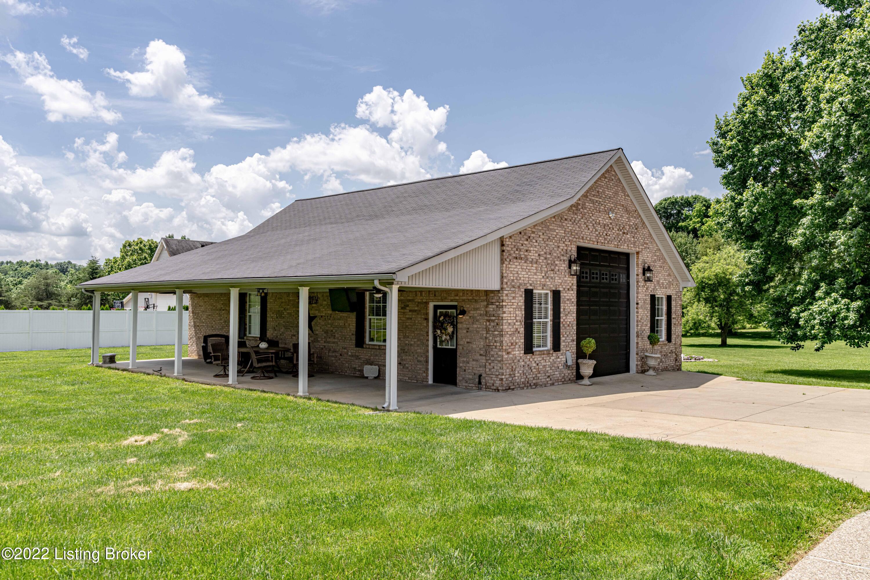 689 West Laurel River Road Shepherdsville, KY 40165 - Photo 34 of 129 DSC02240