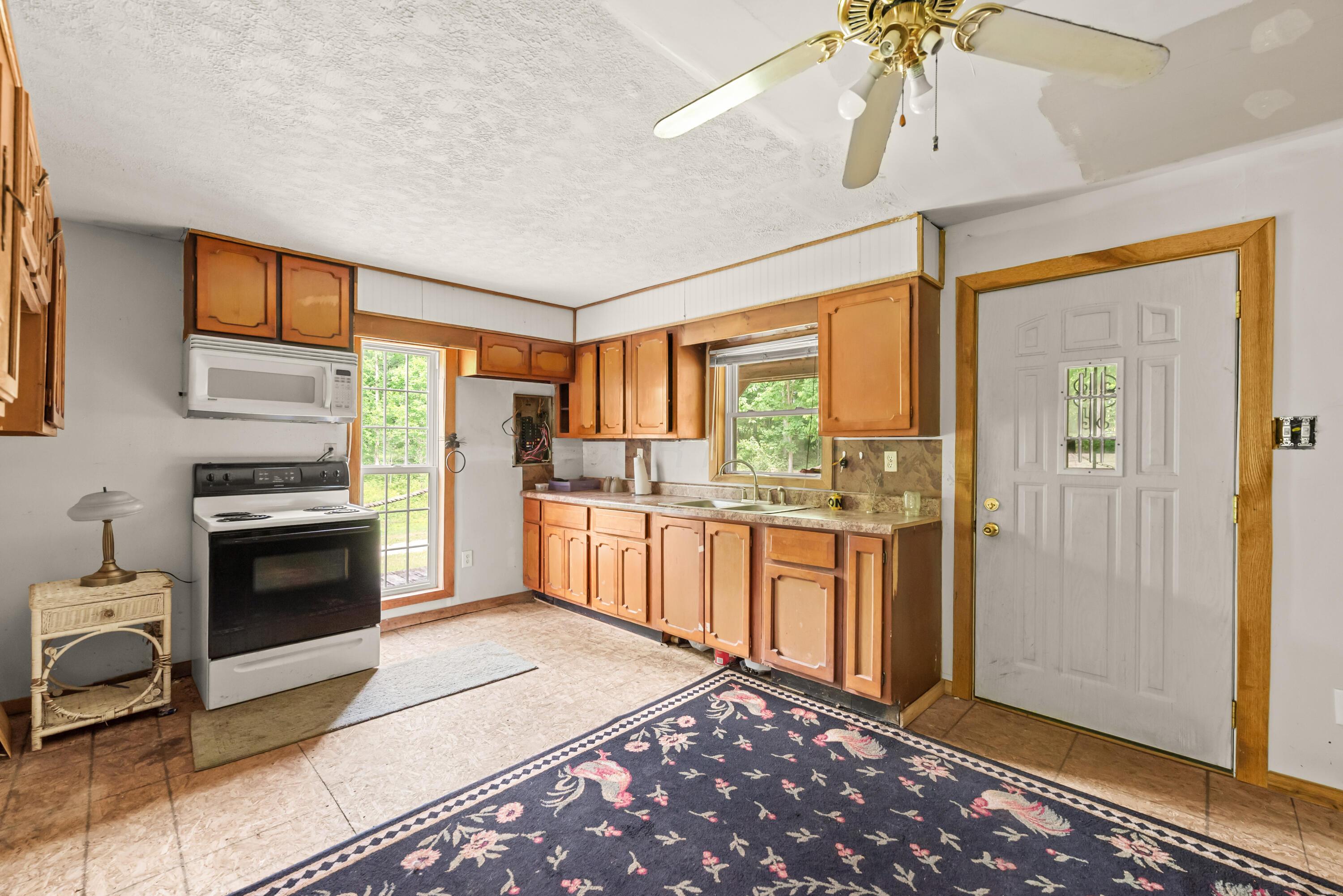462 Hartsook Road Vinton, OH 45686 - Photo 51 of 60 Cabin 6