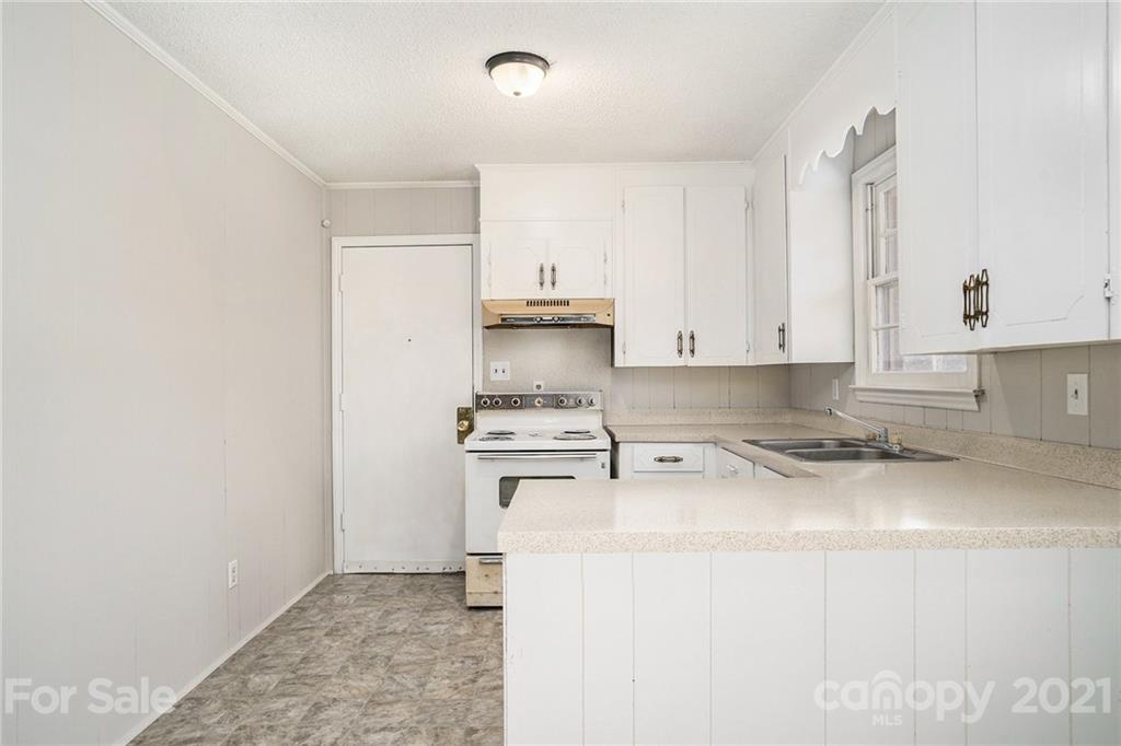 5102 Lewis Road Gastonia, NC 28052 - Photo 2 of 14 Gallery Image 2