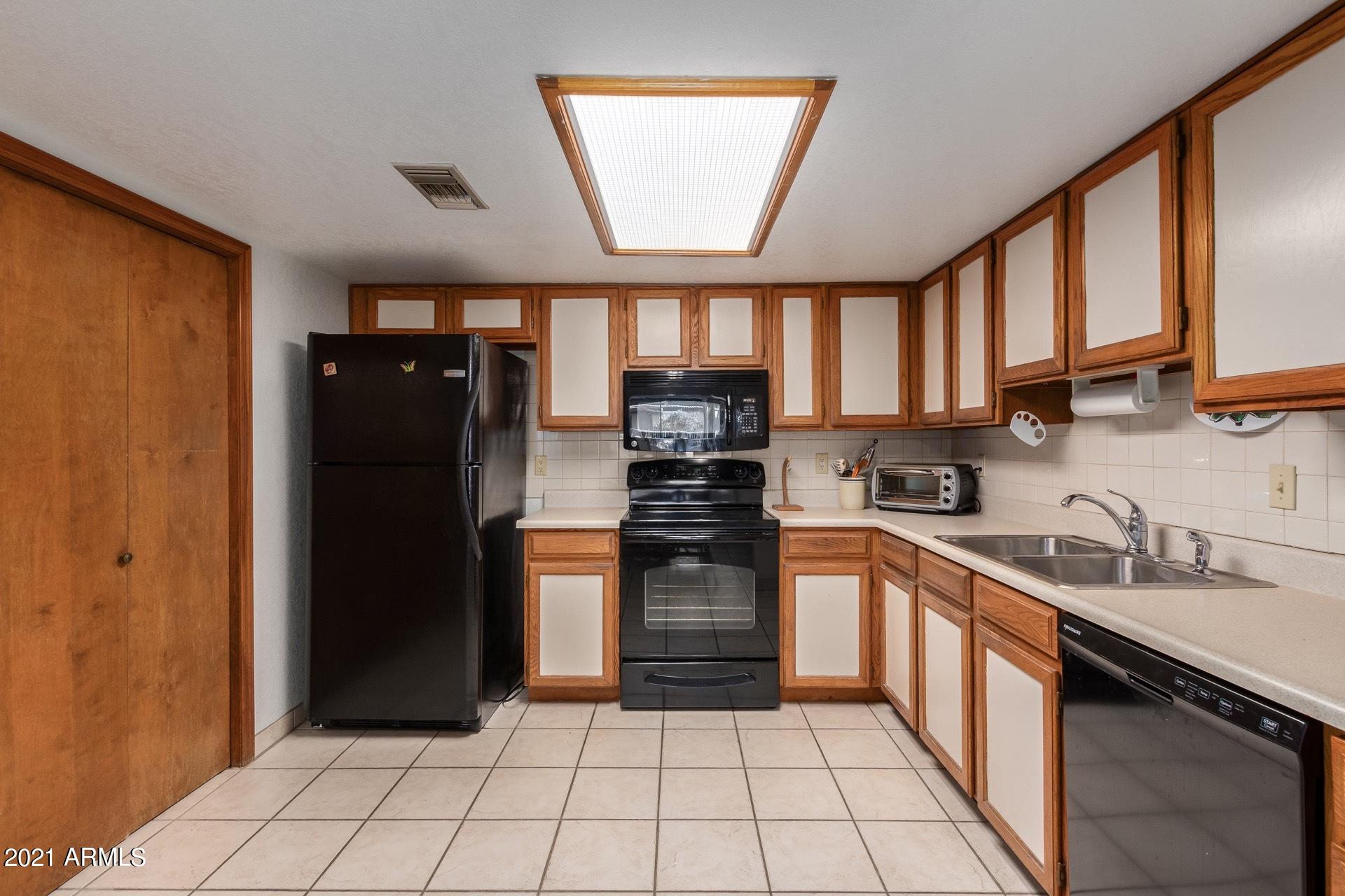 2329 North Recker Road, Unit 50 Mesa, AZ 85215 - Photo 8 of 32 0010-09 - Recker