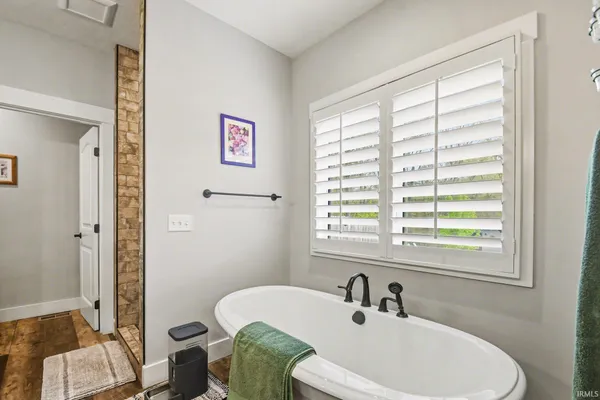 $665,000 | 56070 Dana Drive, Bristol, IN 46507