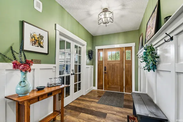 $665,000 | 56070 Dana Drive, Bristol, IN 46507
