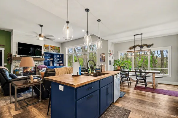 $665,000 | 56070 Dana Drive, Bristol, IN 46507