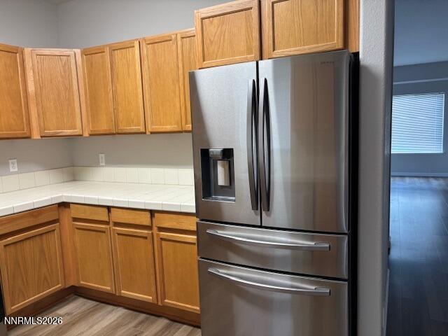 205 Dawson Jacob Ln. Reno, NV 89503 - Photo 13 of 33 a kitchen with appliances and cabinets