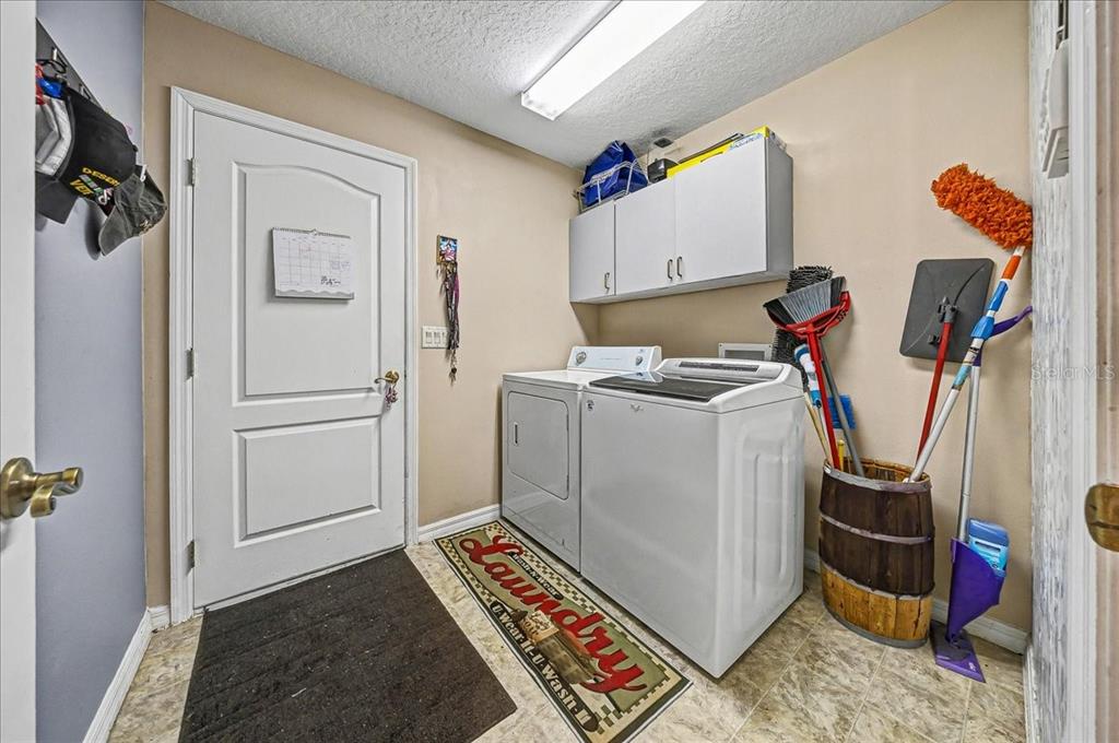 6607 Southeast 11th Loop Ocala, FL 34472 - Photo 27 of 48