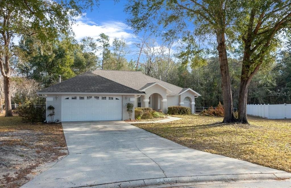 6607 Southeast 11th Loop Ocala, FL 34472 - Photo 3 of 48