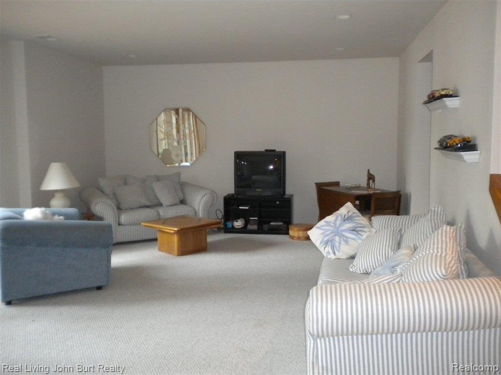932 Pine Tree Road Lake Orion, MI 48362 - Photo 16 of 20 Walk Out Lower Level