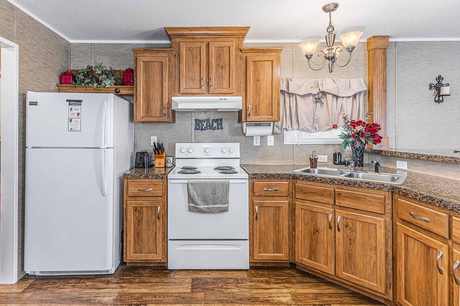2023 Shannon Road Navarre, FL 32566 - Photo 6 of 26 Kitchen 2