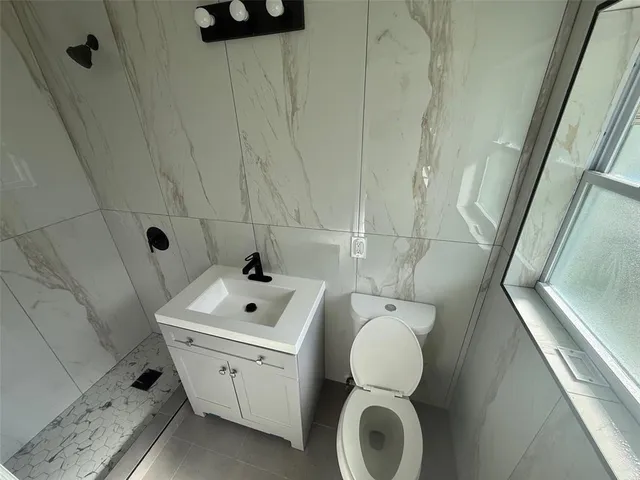 $2,600 | 514 Manhattan Drive, Orlando, FL 32839