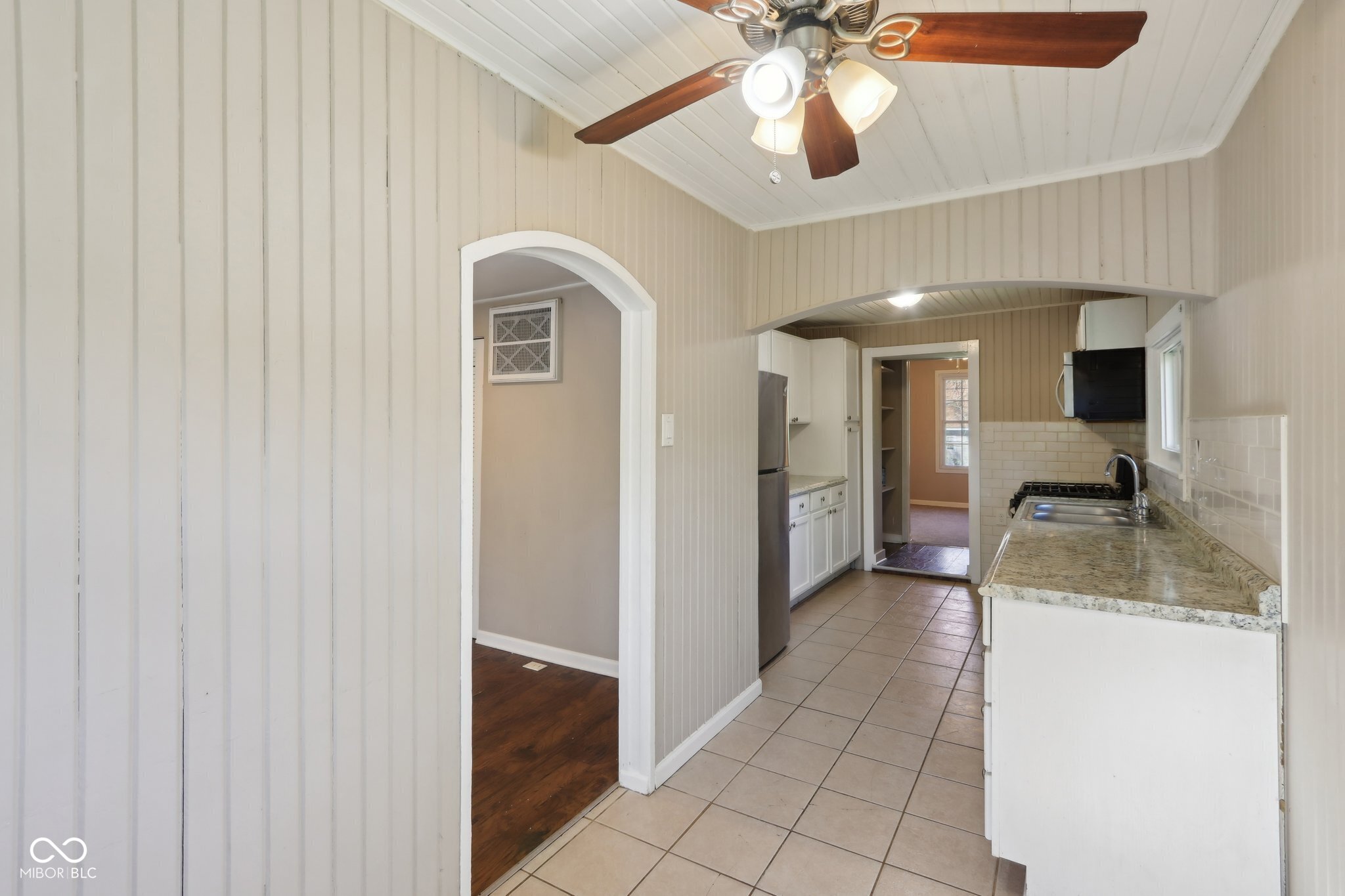 7002 North Ralston Avenue Indianapolis, IN 46220 - Photo 9 of 38 Gallery Image 9