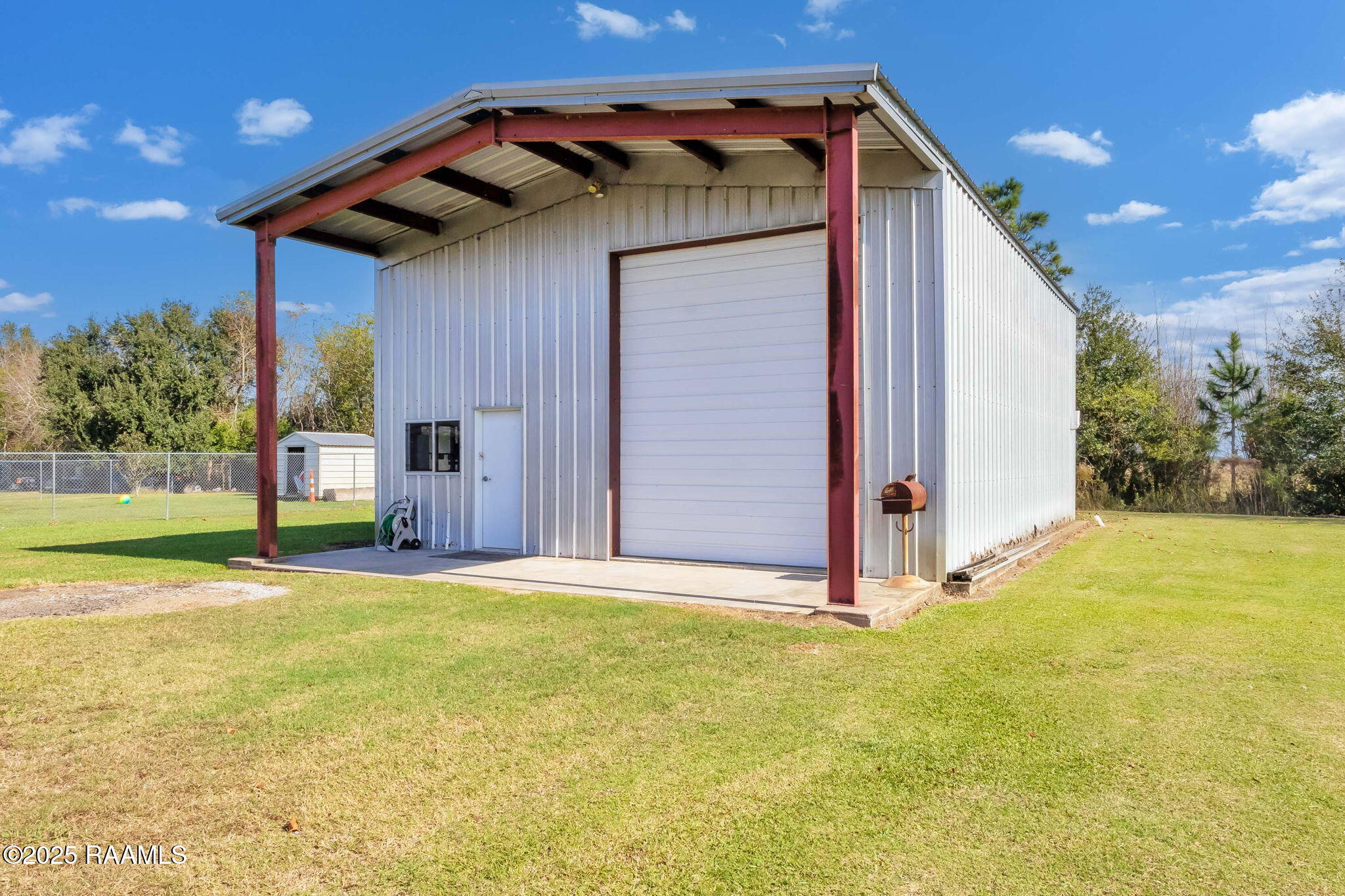 11935 Judge Doucet Road Abbeville, LA 70510 - Photo 3 of 15 3-web-or-mls-11935 Judge Doucet-3
