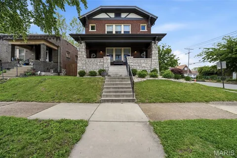$575,000 | 3890 McDonald Avenue, St. Louis, MO 63116