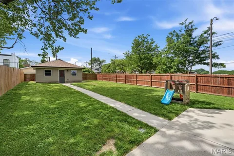$575,000 | 3890 McDonald Avenue, St. Louis, MO 63116